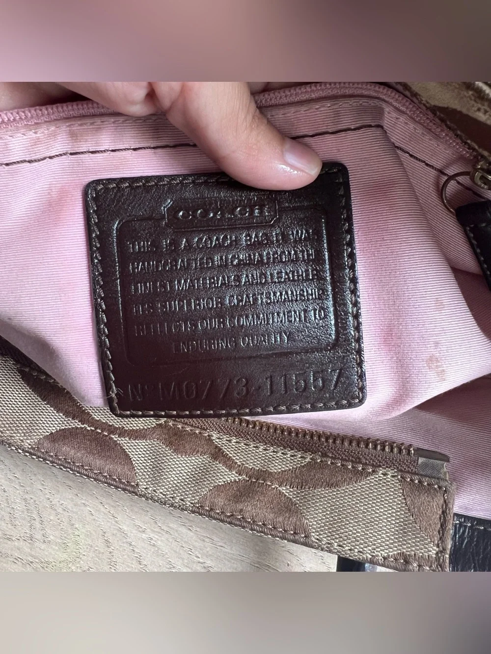 Coach Hamptons Signature Madeline Satchel - Picture 6 of 6